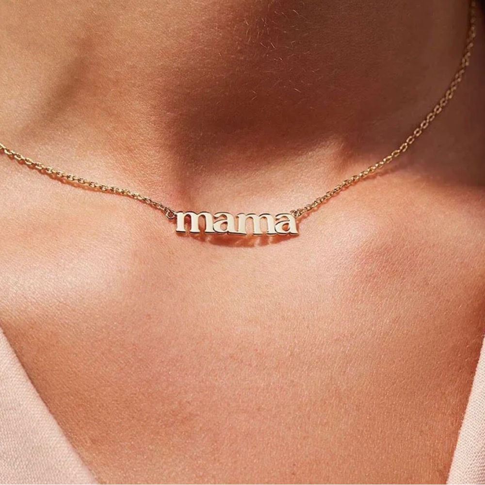 Mama Necklace